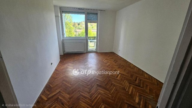 Eladó téglalakás, Egerben 37.9 M Ft, 2 szobás