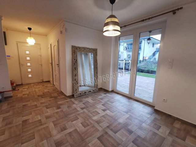 Eladó téglalakás, Vácon 120 M Ft, 2+1 szobás