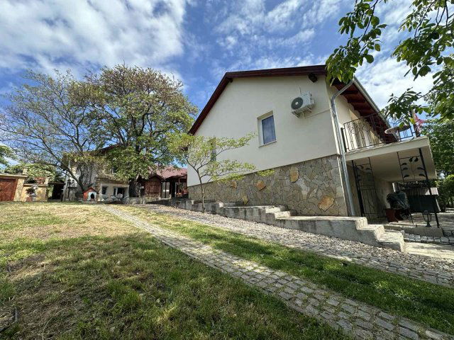 Eladó családi ház, Várpalotán, Semmelweis utcában 249 M Ft