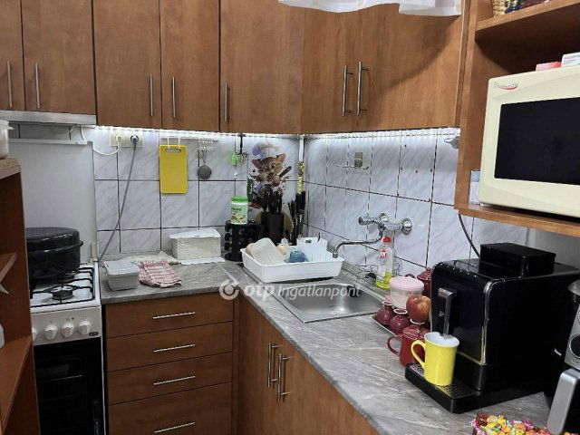 Eladó téglalakás, Bonyhádon 26.5 M Ft, 1+1 szobás