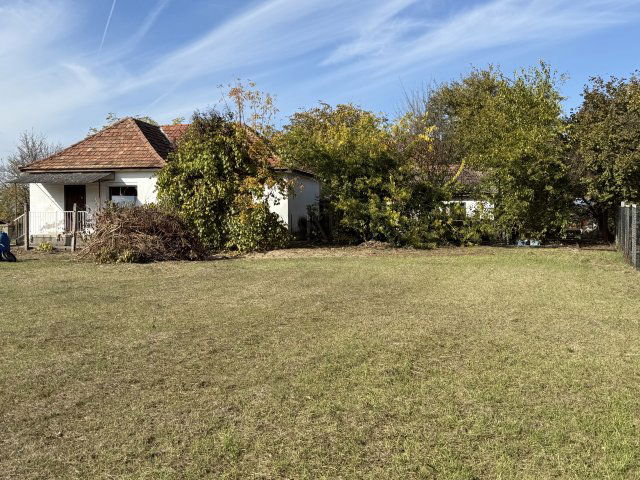 Eladó családi ház, Gárdonyban 31.9 M Ft, 2 szobás