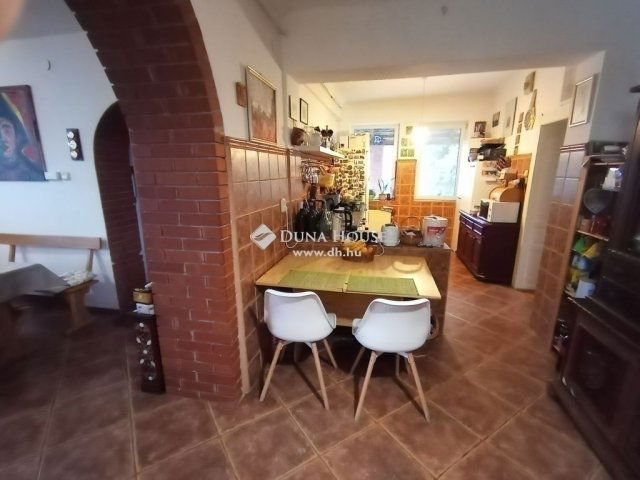 Eladó családi ház, Maglódon 109.9 M Ft, 3+2 szobás