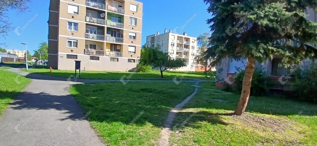 Eladó téglalakás, Körmenden 31 M Ft, 2 szobás
