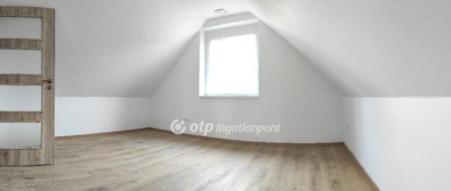 Eladó családi ház, Aranyosgadányban 98 M Ft, 6 szobás
