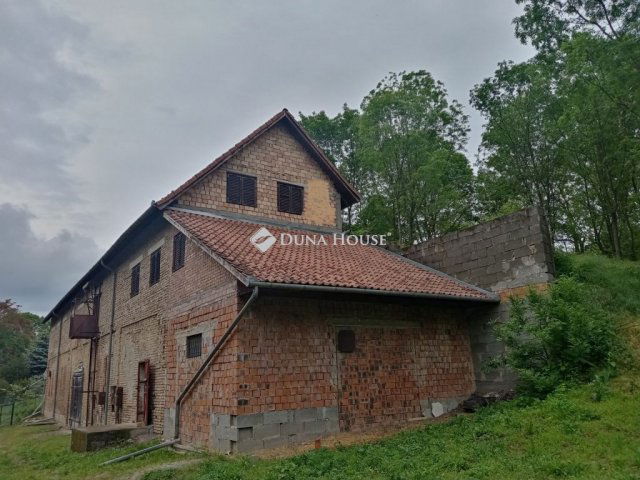 Eladó ipari ingatlan, Tóalmáson, Kókai utcában 49.9 M Ft