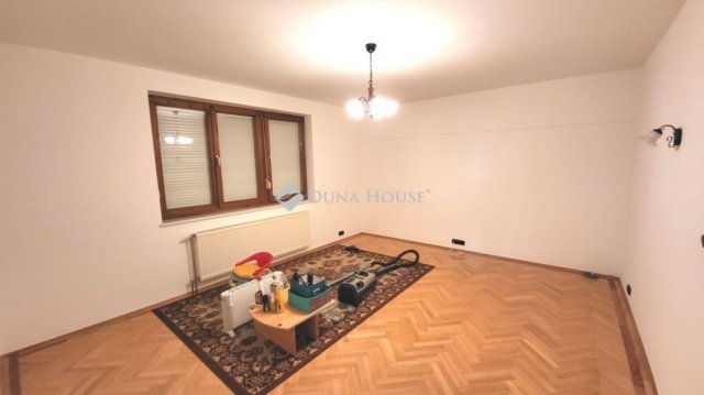 Eladó családi ház, Érden 154 M Ft, 6 szobás