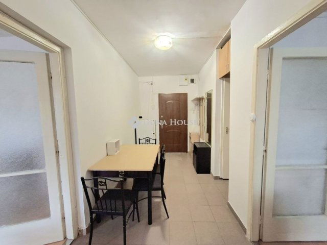 Eladó panellakás, Székesfehérvárott 50.5 M Ft, 2 szobás