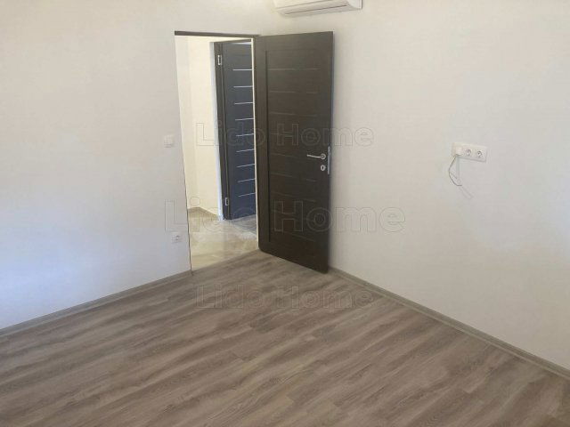 Eladó családi ház, Ságváron 54.9 M Ft, 3 szobás