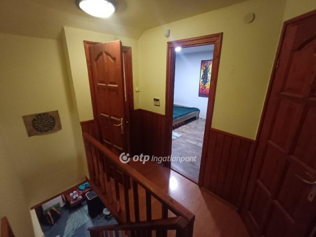 Eladó ikerház, Szigetszentmiklóson 85 M Ft, 4 szobás