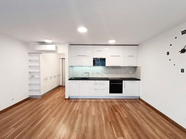 Eladó téglalakás, Budapesten, IX. kerületben 78 M Ft, 1 szobás