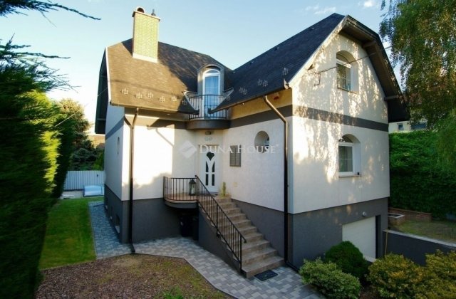 Eladó családi ház, Budapesten, XVIII. kerületben 197.9 M Ft