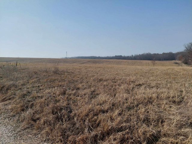 Eladó telek, Csömörön, Középhegy utcában 120 M Ft