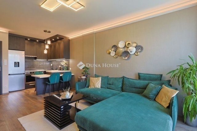 Eladó téglalakás, Budapesten, III. kerületben 119.9 M Ft