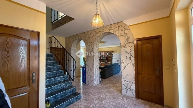 Eladó családi ház, Diósdon 239 M Ft, 4 szobás