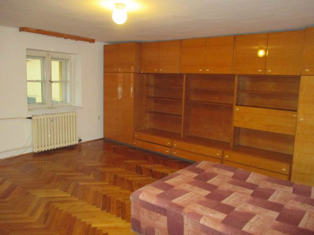 Eladó téglalakás, Békéscsabán 39 M Ft, 2 szobás