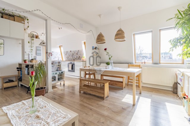 Eladó téglalakás, Székesfehérvárott 74.9 M Ft, 4 szobás