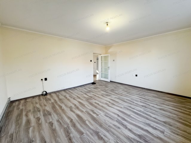 Eladó családi ház, Helvécián 55 M Ft, 2 szobás