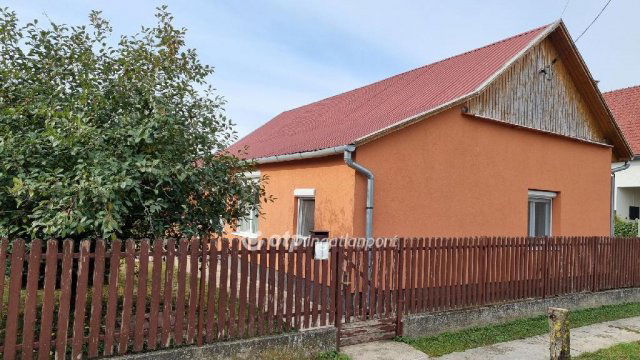 Eladó családi ház, Nádudvaron 33.9 M Ft, 1+1 szobás