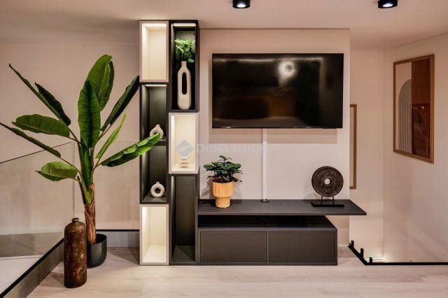 Eladó téglalakás, Budapesten, VII. kerületben 158 M Ft, 4 szobás