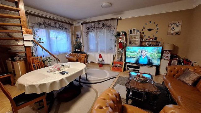 Eladó ikerház, Gödön 89 M Ft, 4 szobás / költözzbe.hu