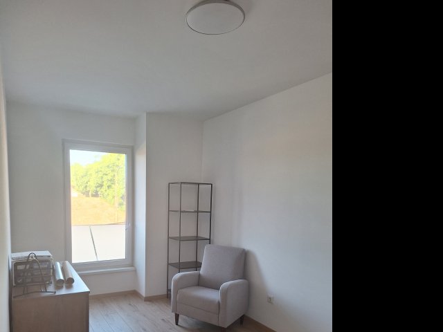 Kiadó iroda, Debrecenben 180 E Ft / hó, 1+1 szobás
