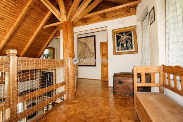 Eladó családi ház, Budaörsön 385 M Ft, 6 szobás