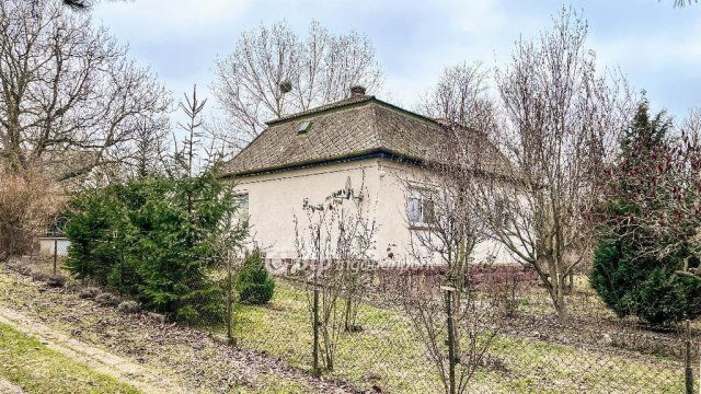 Eladó családi ház, Bakonypéterden 44.9 M Ft, 3 szobás