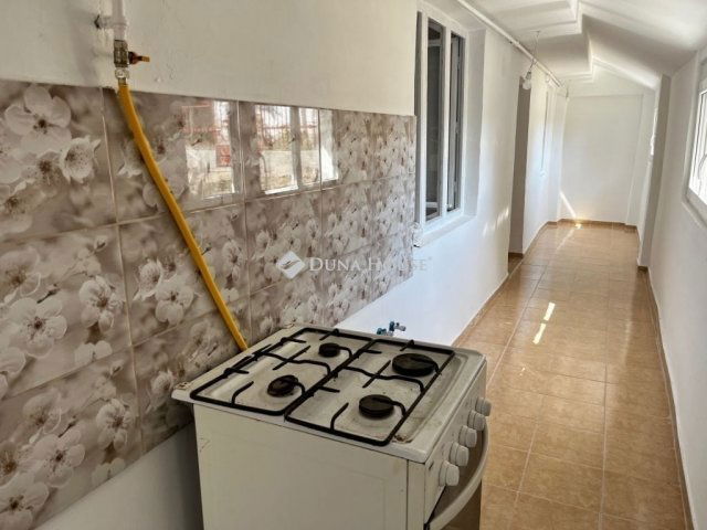 Eladó családi ház, Pándon 29.9 M Ft, 3 szobás