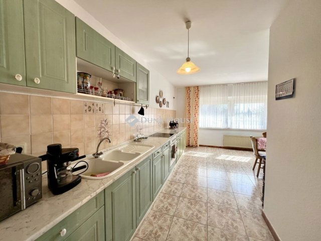 Eladó családi ház, Balatonalmádiban 129.9 M Ft, 4 szobás