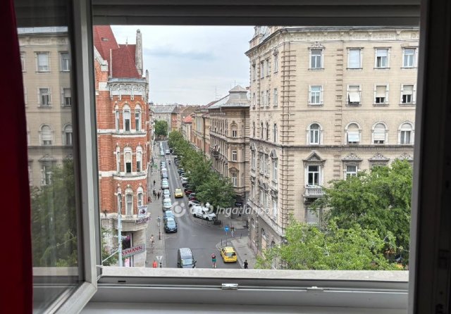 Eladó téglalakás, Budapesten, VII. kerületben 59 M Ft, 1 szobás