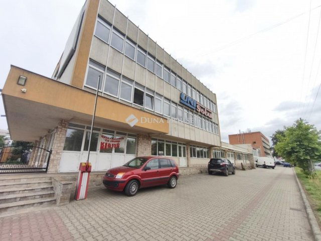 Eladó iroda, Debrecenben 1117.2 M Ft / költözzbe.hu