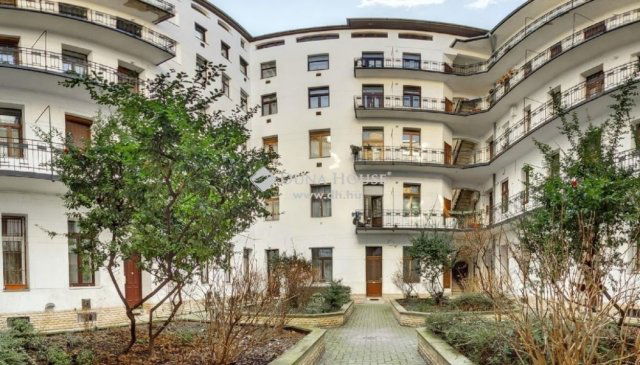 Eladó téglalakás, Budapesten, XI. kerületben 94.9 M Ft, 3 szobás
