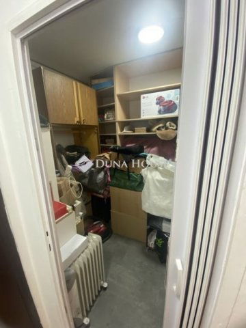 Eladó panellakás, Szegeden 49.9 M Ft, 2+1 szobás
