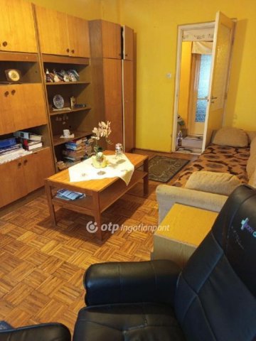 Eladó családi ház, Kerecsenden 24.9 M Ft, 3 szobás