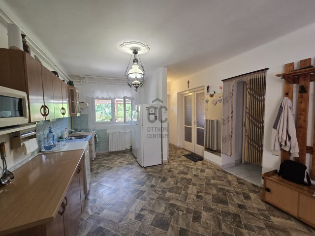 Eladó családi ház, Apcon 89.99 M Ft, 5 szobás
