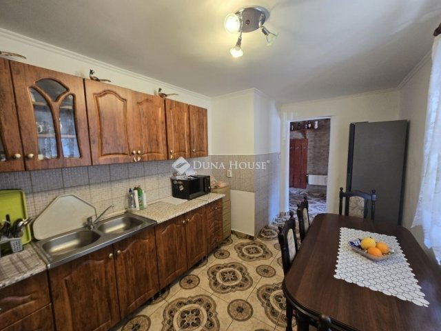 Eladó családi ház, Pilisen 54.9 M Ft, 4 szobás