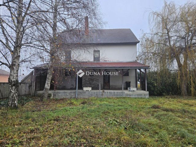 Eladó családi ház, Abdaon, Bécsi utcában 90 M Ft, 6 szobás