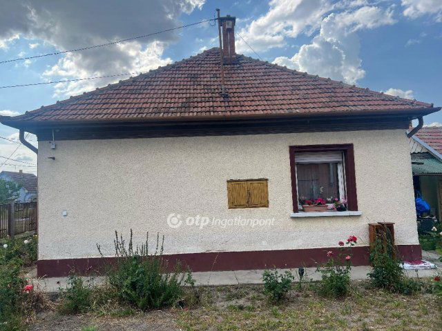 Eladó családi ház, Tápiógyörgyén 24.9 M Ft, 2 szobás