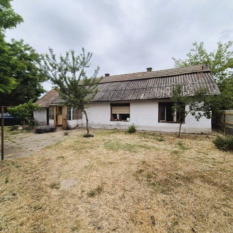 Eladó családi ház, Kecskeméten 15.9 M Ft, 2 szobás