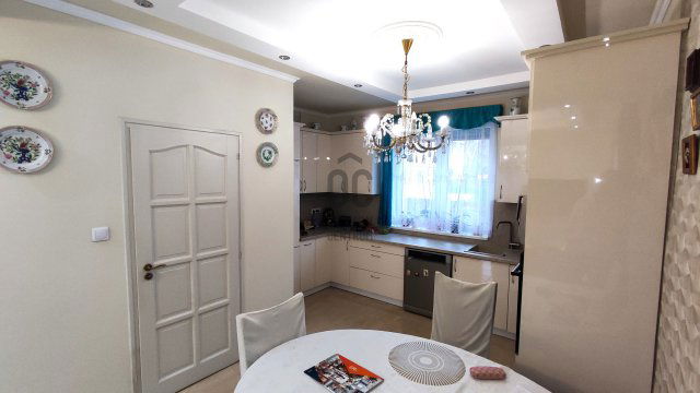 Eladó családi ház, Budapesten, XV. kerületben 198.9 M Ft