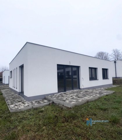 Eladó családi ház, Zalaegerszegen 75 M Ft, 3 szobás