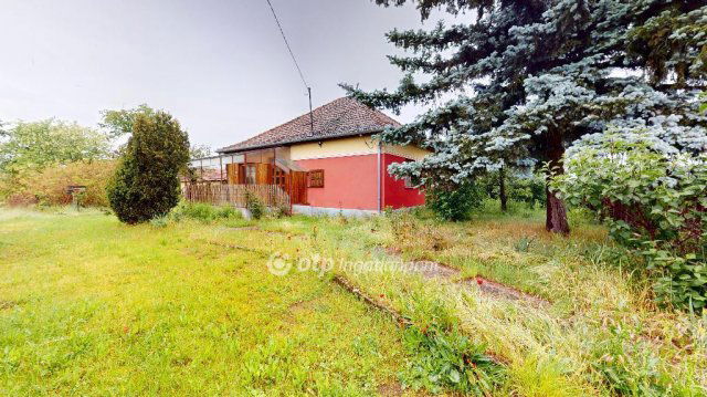 Eladó családi ház, Nyírkarászon 25 M Ft, 2+1 szobás