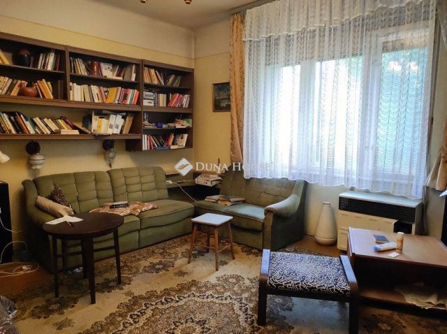 Eladó családi ház, Vecsésen 120 M Ft, 4 szobás