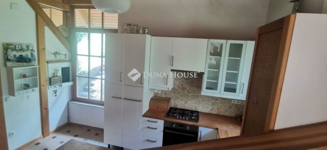 Eladó családi ház, Budapesten, II. kerületben 244.9 M Ft