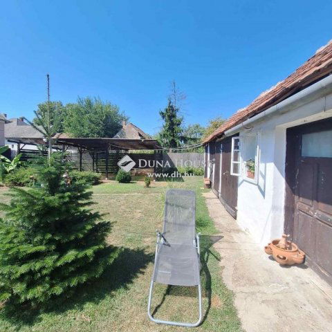 Eladó családi ház, Gasztonyban 35.99 M Ft, 3 szobás