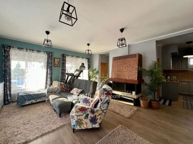 Eladó családi ház, Sólyon 165 M Ft, 5 szobás