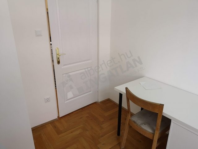 Kiadó téglalakás, albérlet, Budapesten, V. kerületben, 3 szobás