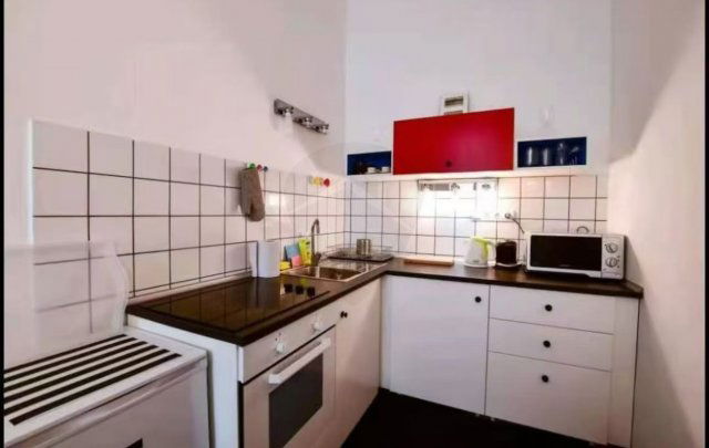 Eladó téglalakás, Budapesten, V. kerületben 79.9 M Ft, 1 szobás