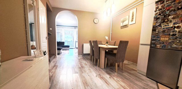 Eladó sorház, Gyulán 93.9 M Ft, 4 szobás / költözzbe.hu