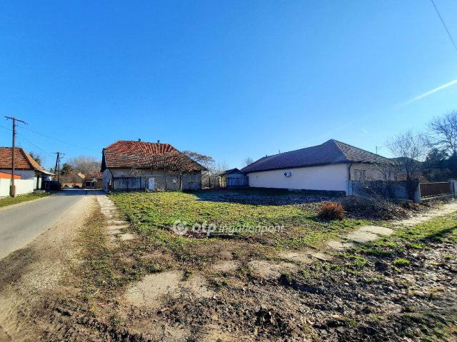 Eladó telek, Pilisen 19.5 M Ft / költözzbe.hu